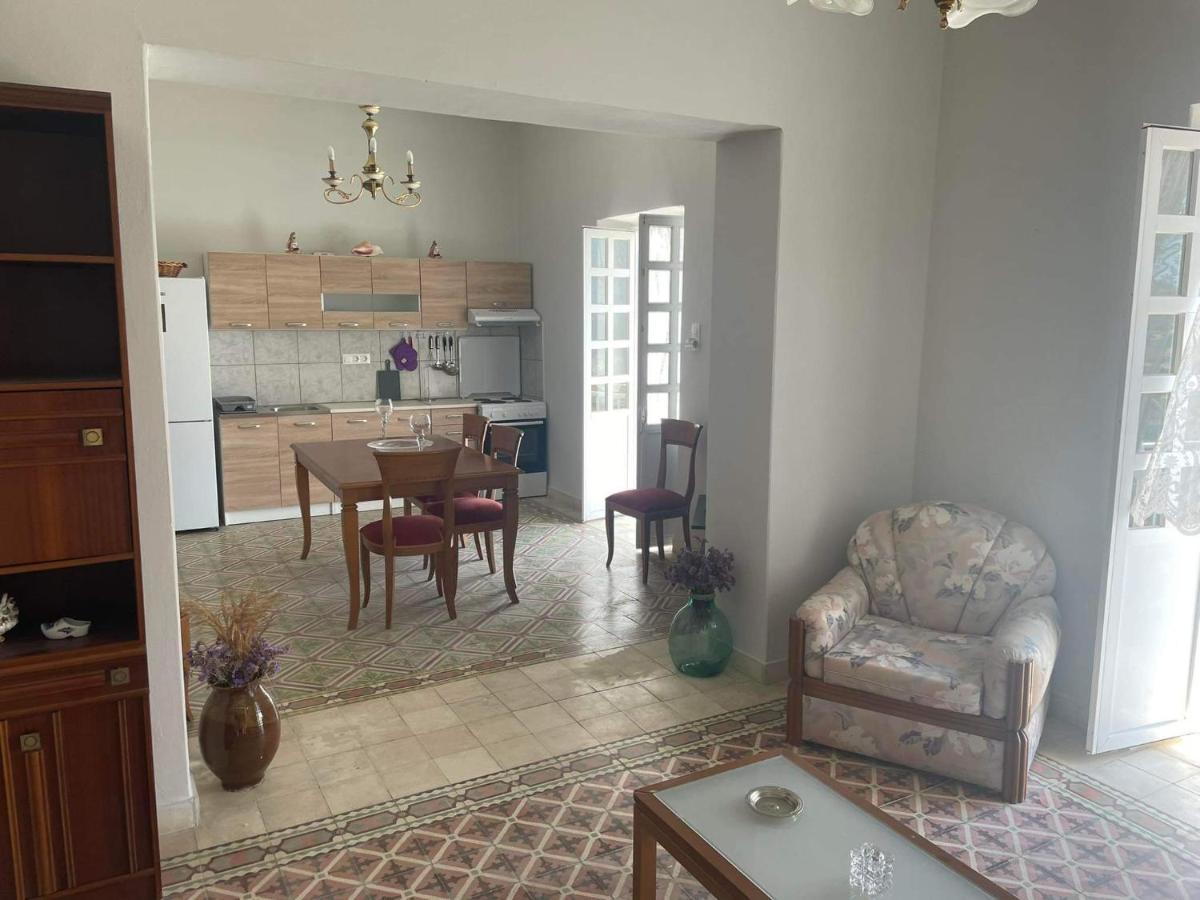 Traditional Seamanshouse Kochilos Rogon エクステリア 写真